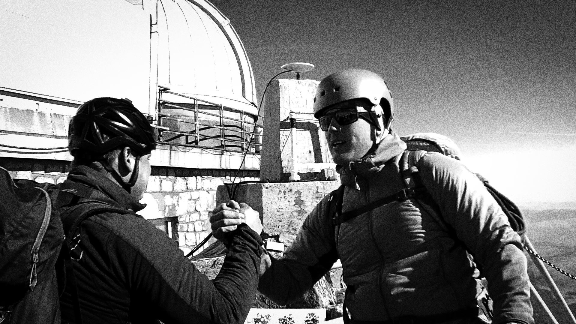 C0026.00_23_34_02.Still009