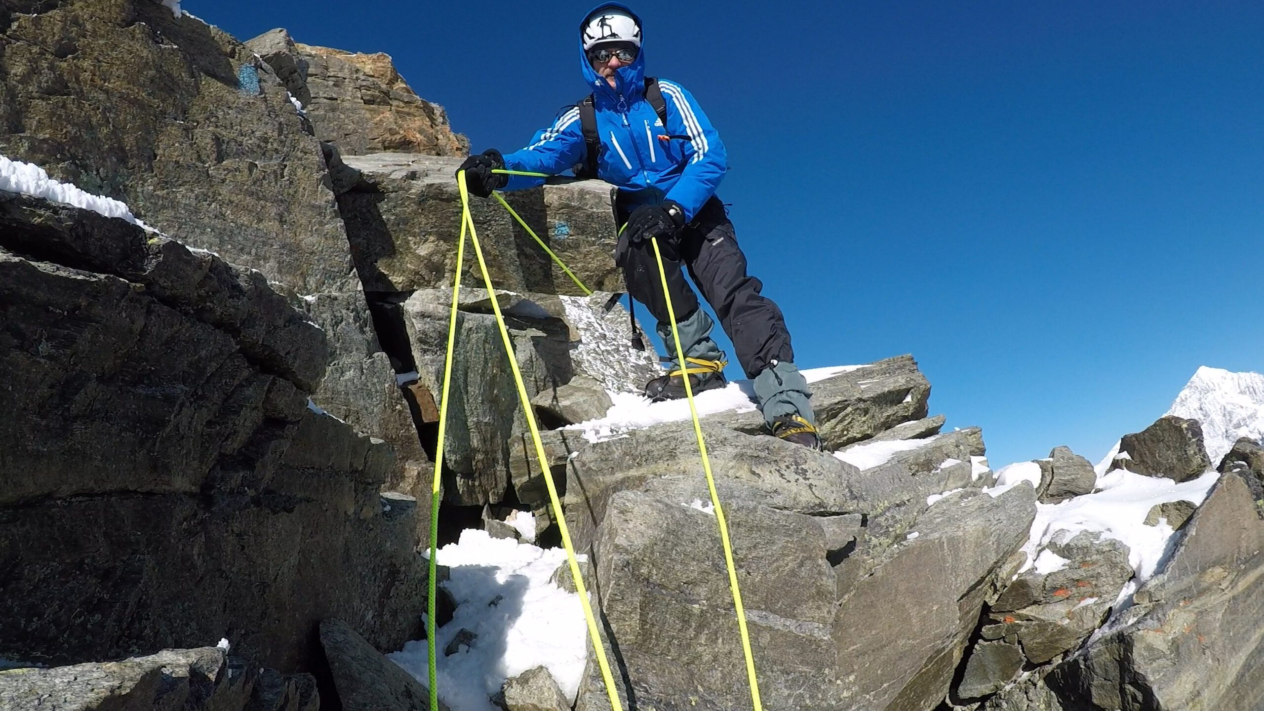 Interstellar (Instrumental Metal – 9 String Guitar) – Brian Bajak (youtube).01_51_05_23.Still043